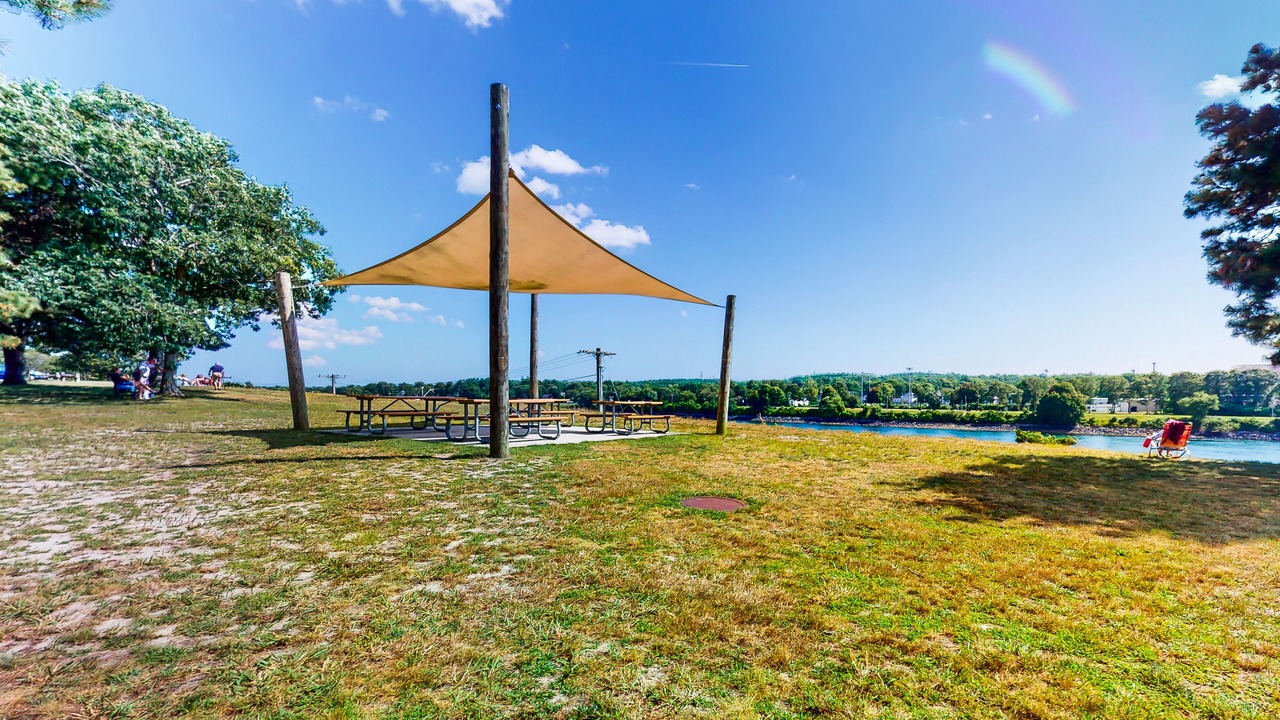 Photo of Patio Balcony in Sagamore Beach