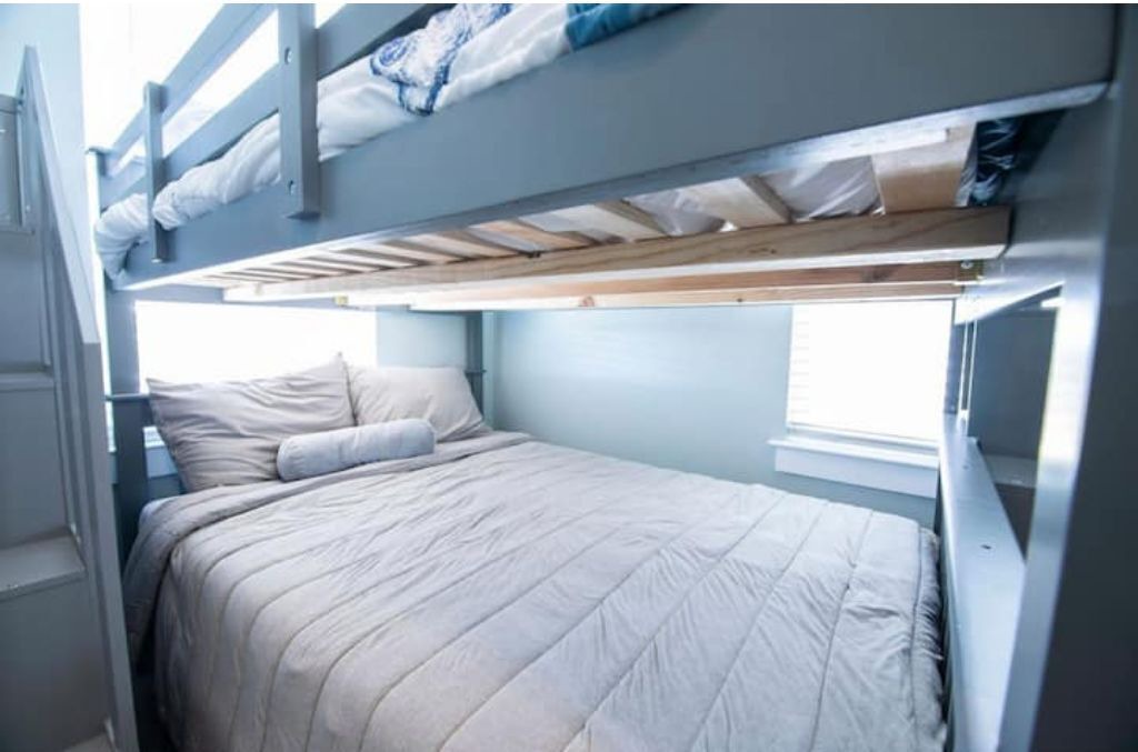 Photo of Bedroom in Mississippi City