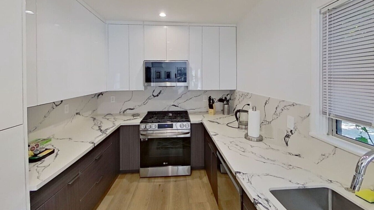 Photo of Kitchen in Toluca Lake