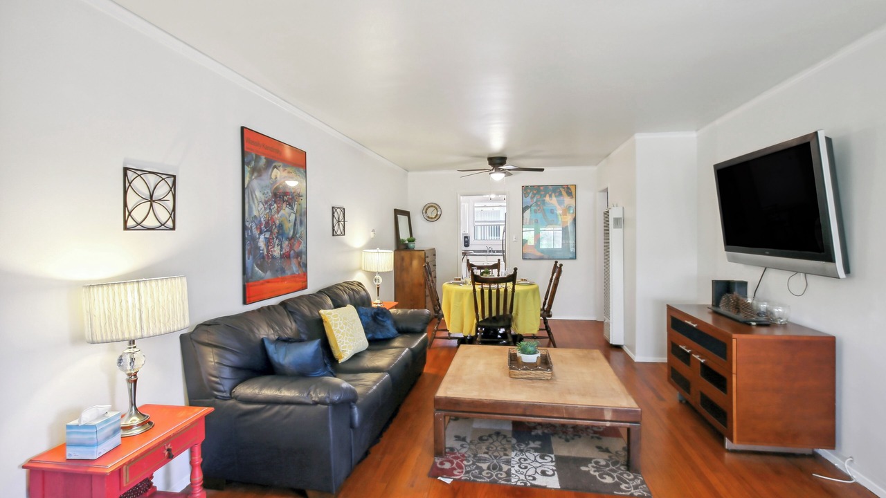 Photo of Bedroom in Alamitos Beach