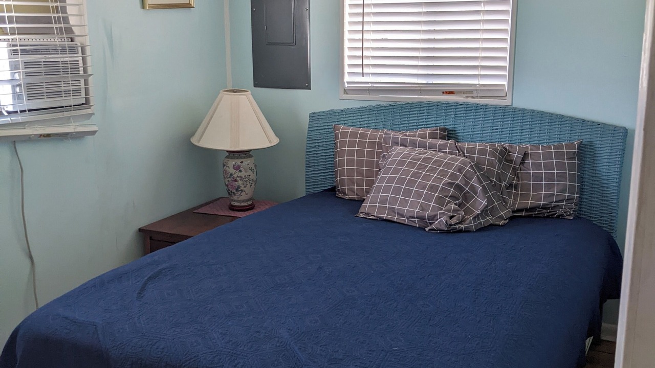 Photo of Bedroom in Shoreline Park