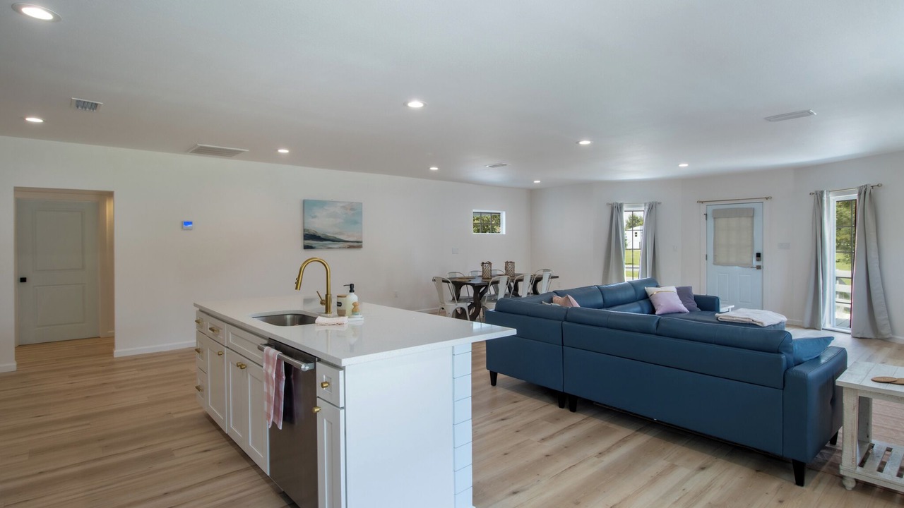 Photo of Bedroom in Waveland