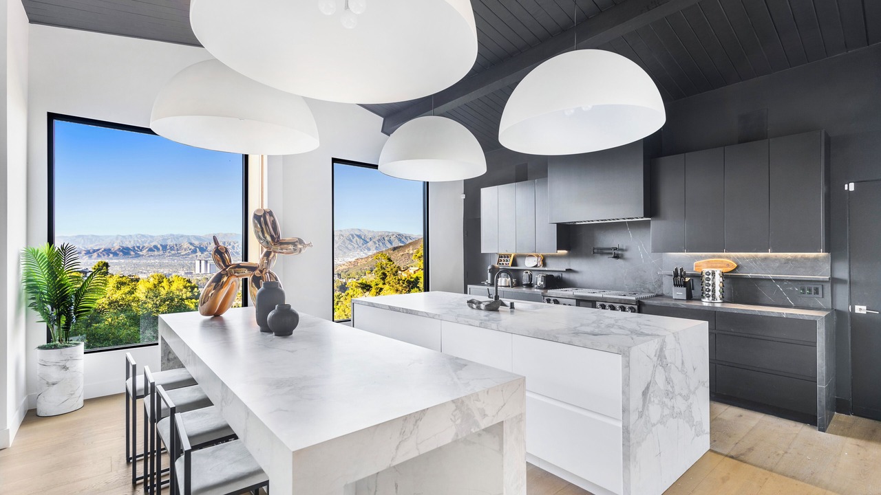 Photo of Kitchen in Hollywood Hills