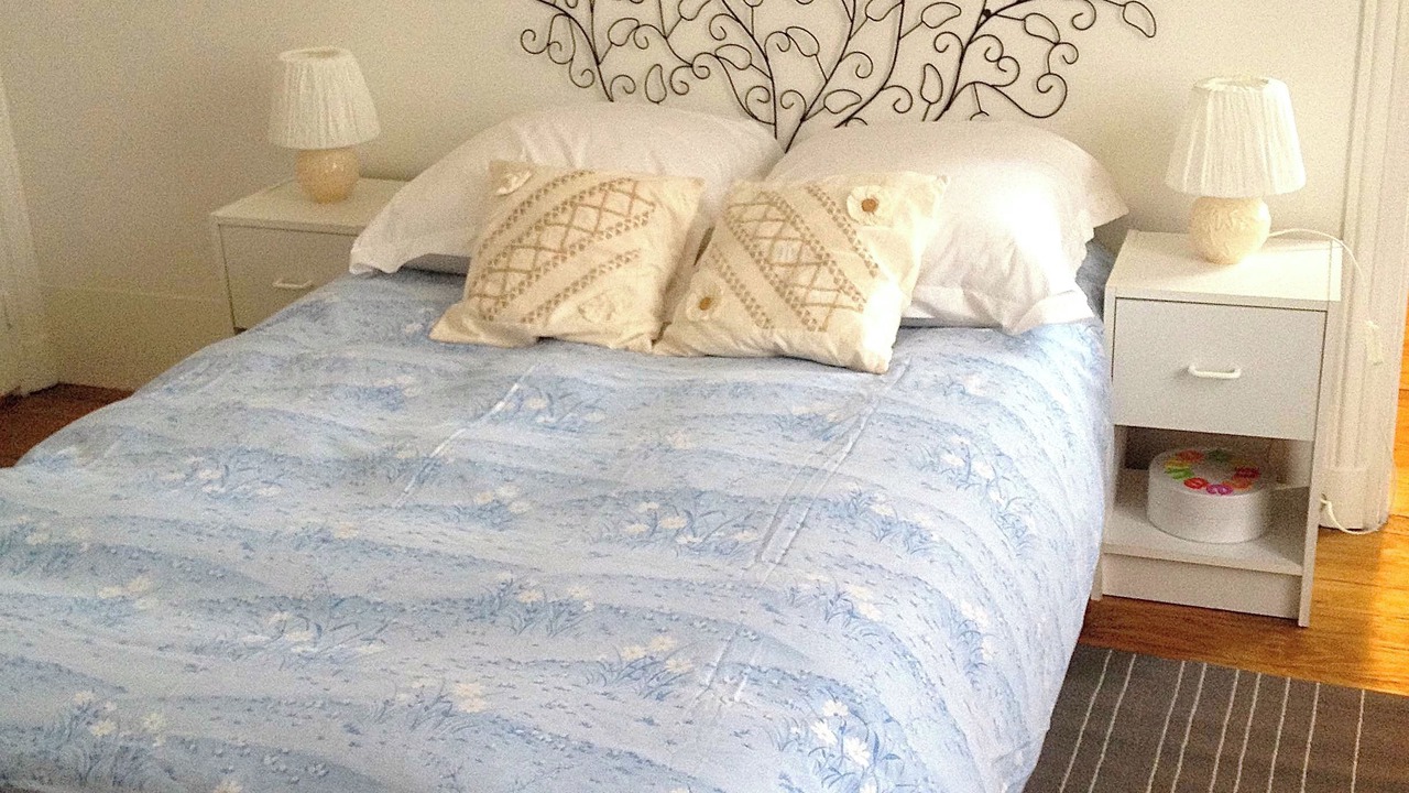 Photo of Bedroom in Republique–Point-du-Jour