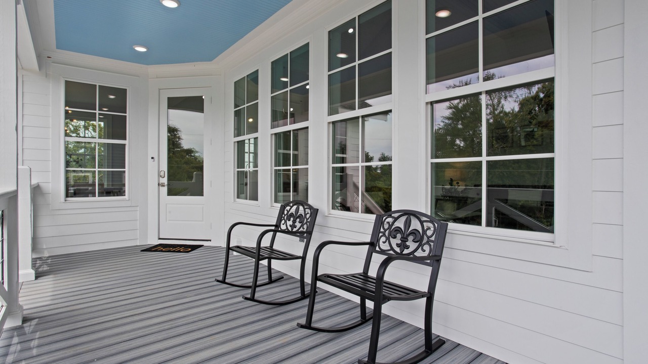 Photo of Patio Balcony in Henderson Point