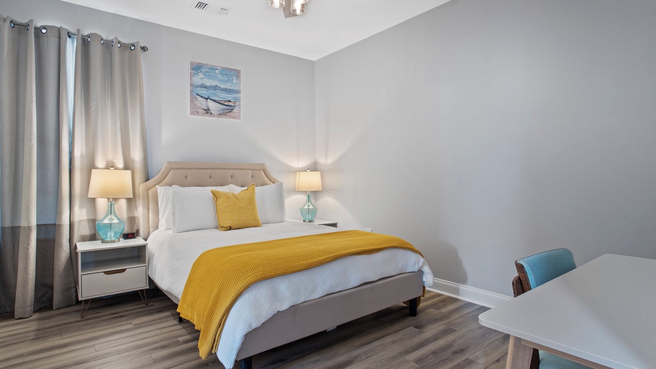 Photo of Bedroom in Henderson Point