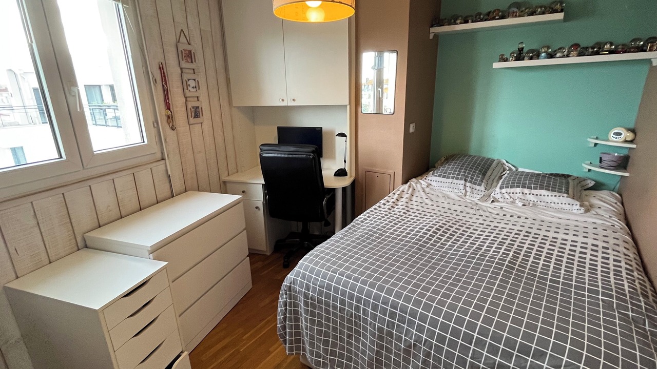 Photo of Bedroom in Prince–Marmottan