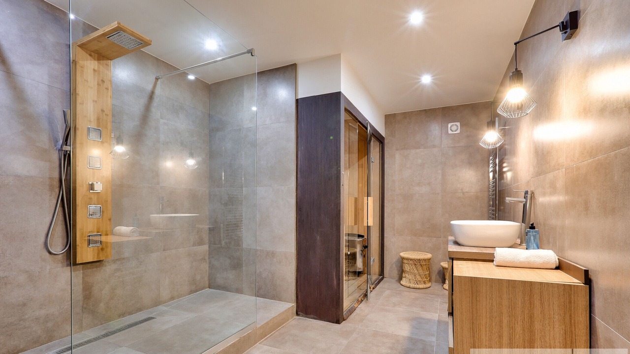 Photo of Bathroom in Enfants-Rouges