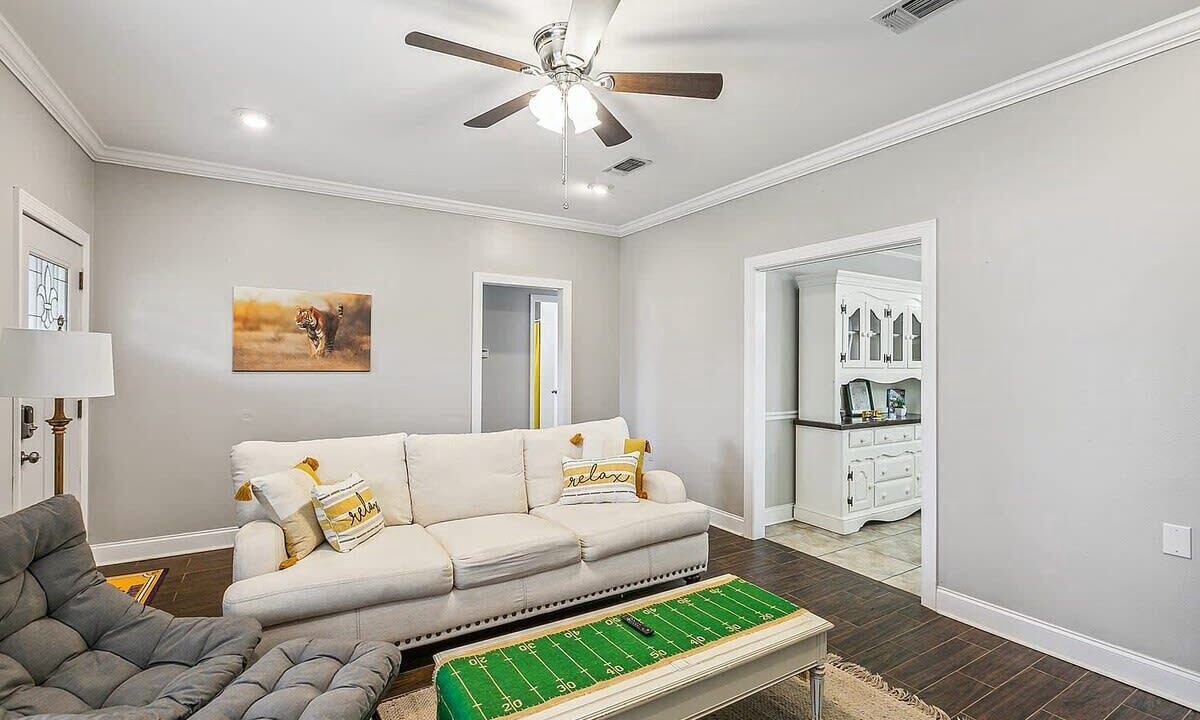 Photo of Livingroom in Highlands - Perkins