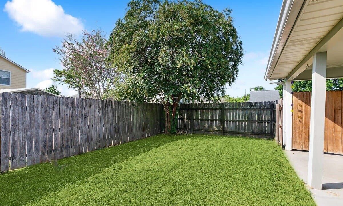 Photo of Outdoor in Highlands - Perkins