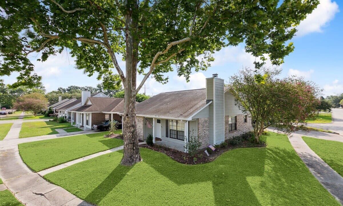 Photo of Outdoor in Highlands - Perkins