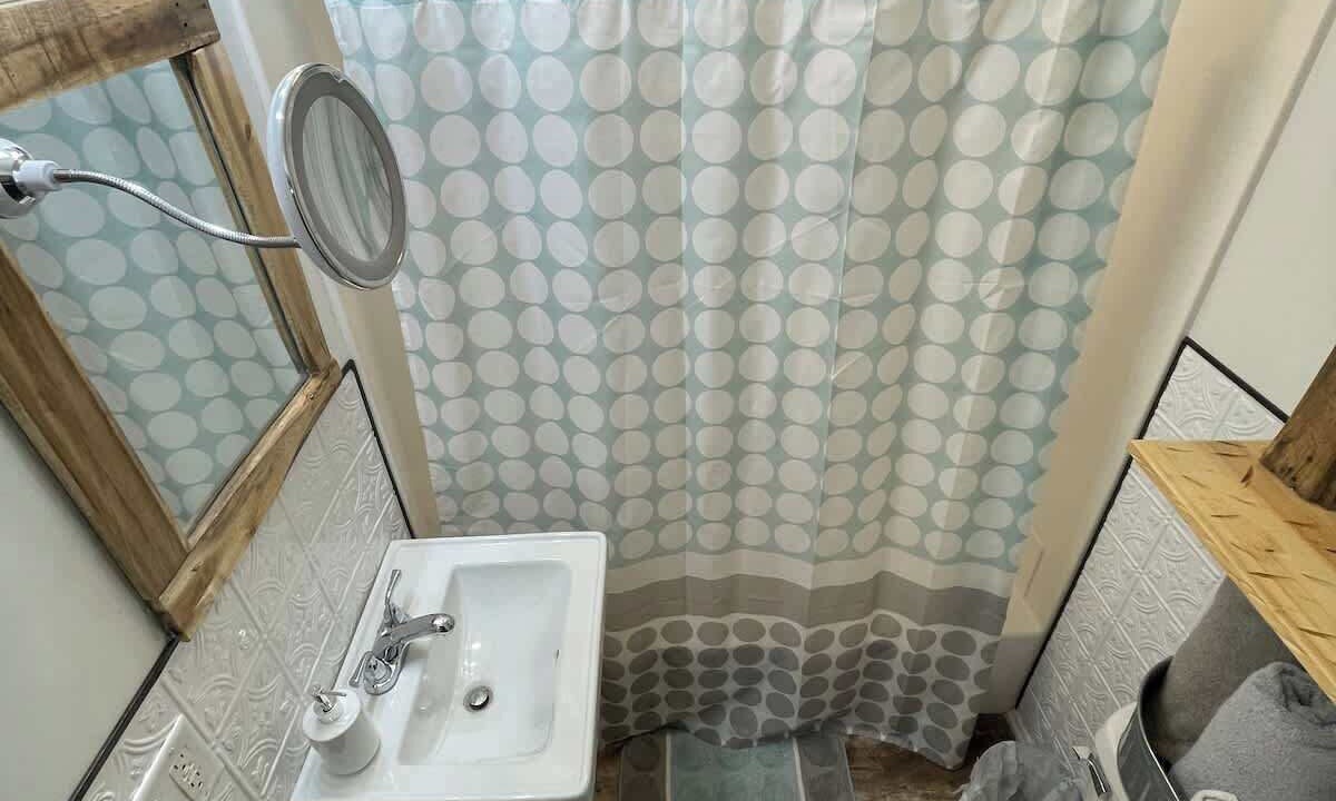 Photo of Bathroom in Mountain Iron