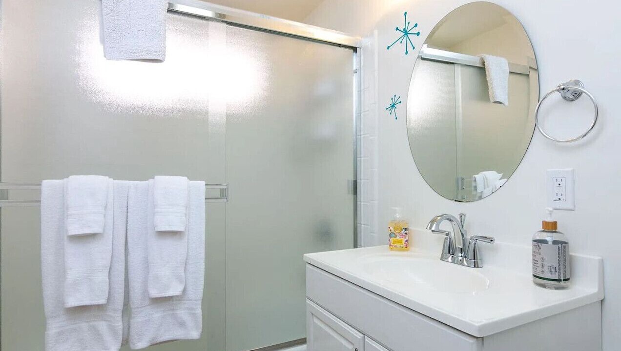 Photo of Bathroom in Hollywood Beach