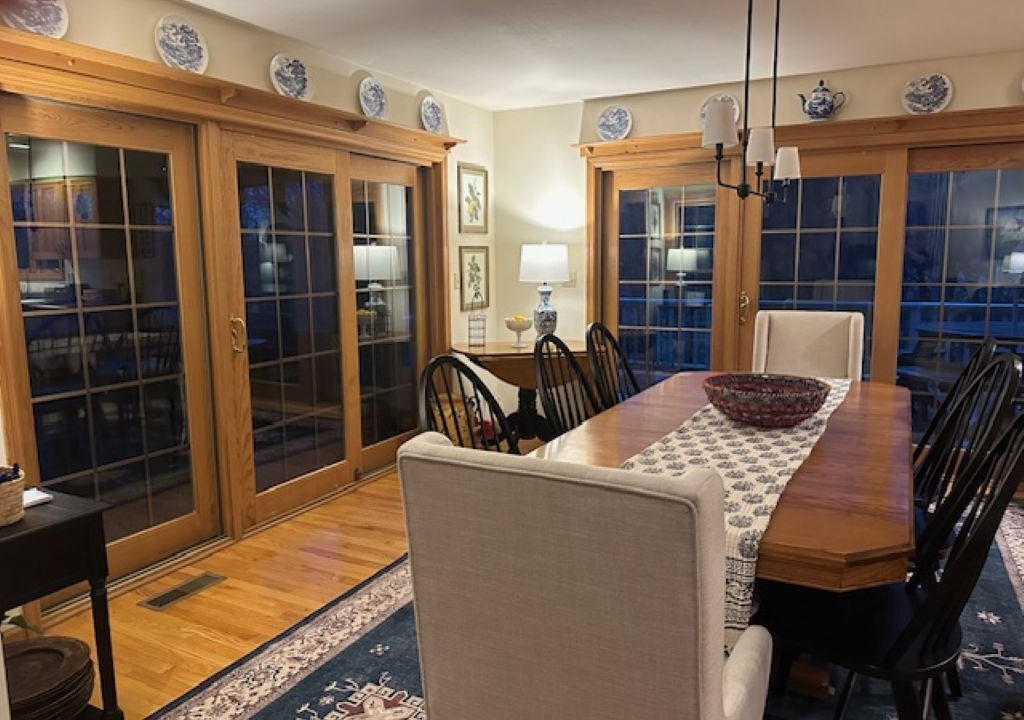 Photo of Livingroom in The Galena Territory