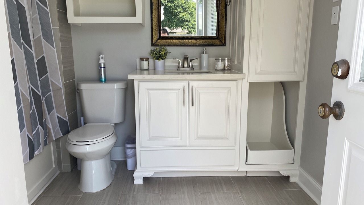 Photo of Bathroom in Broussard