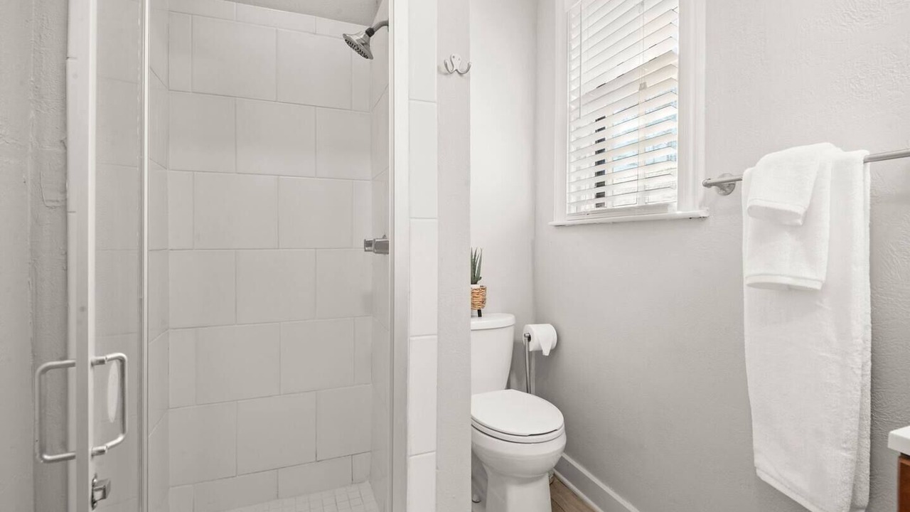 Photo of Bathroom in Highlands - Perkins