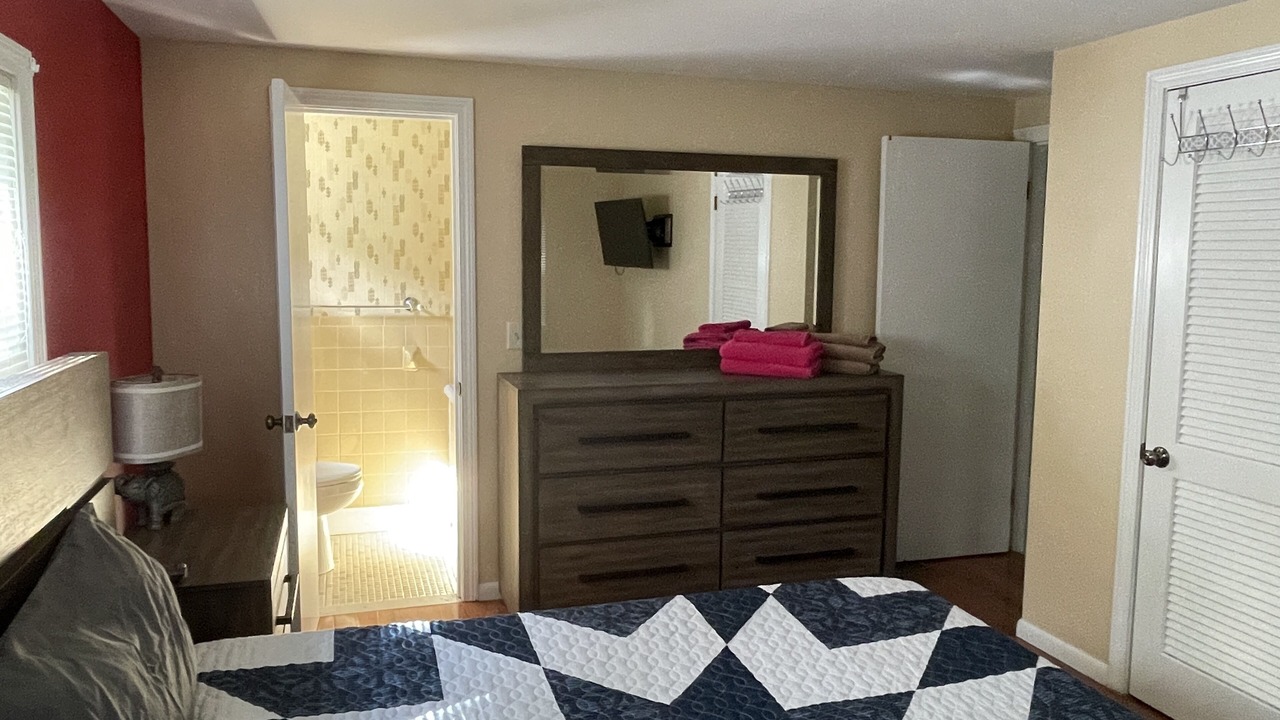 Photo of Bedroom in West Hyannisport