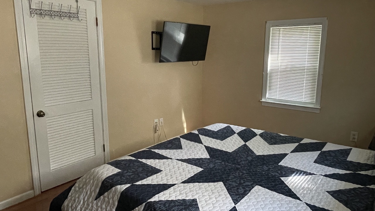 Photo of Bedroom in West Hyannisport