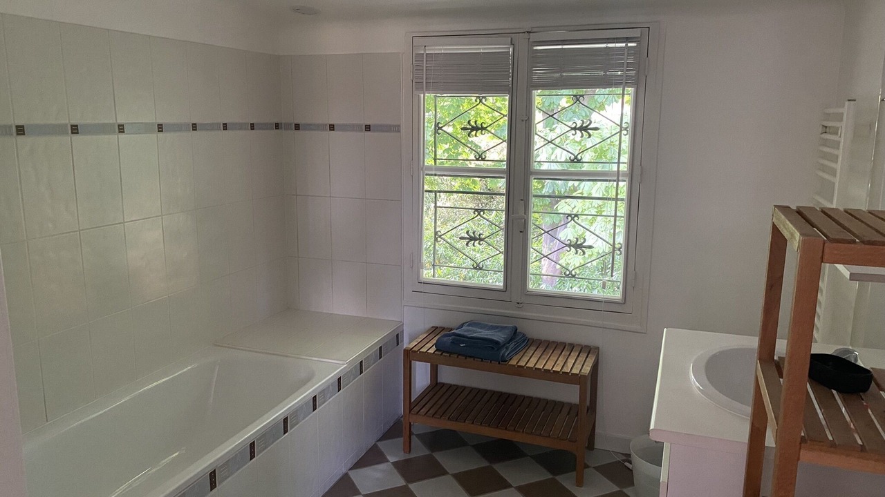 Photo of Bathroom in Le Port sous la Lune