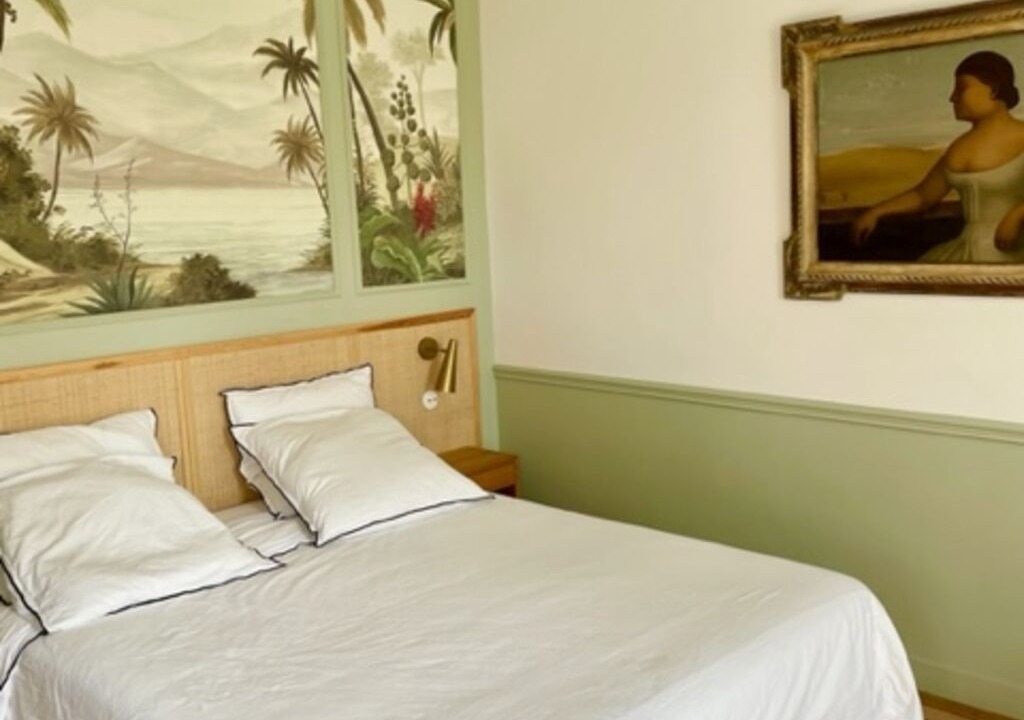 Photo of Bedroom in Versailles
