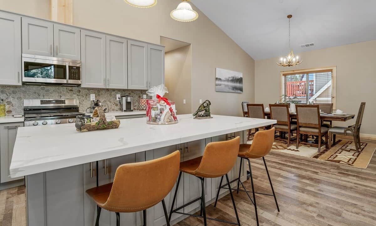 Photo of Kitchen in Big Bear City