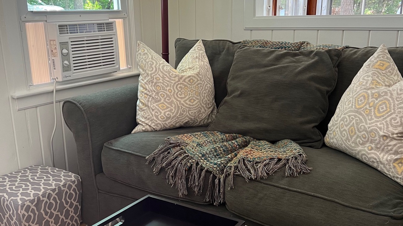 Photo of Livingroom in Cedar Bushes