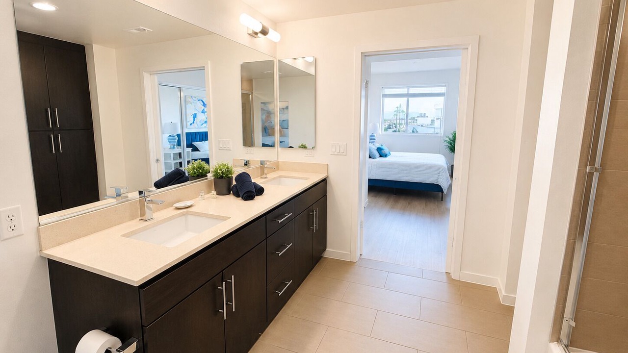 Photo of Bathroom in Silver Strand