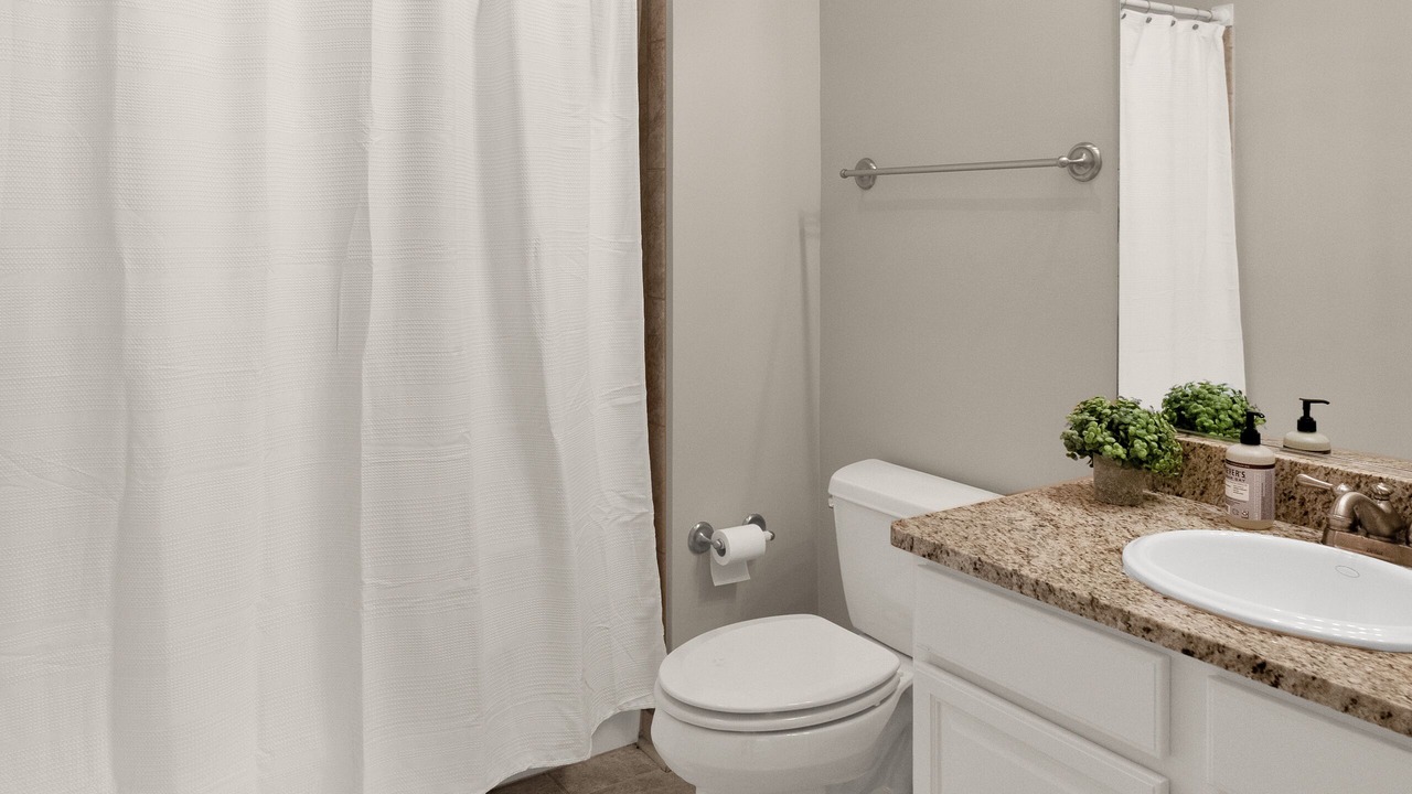 Photo of Bathroom in Highlands - Perkins