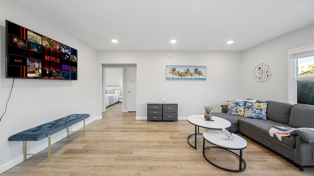 Photo of Livingroom in Mayflower Village