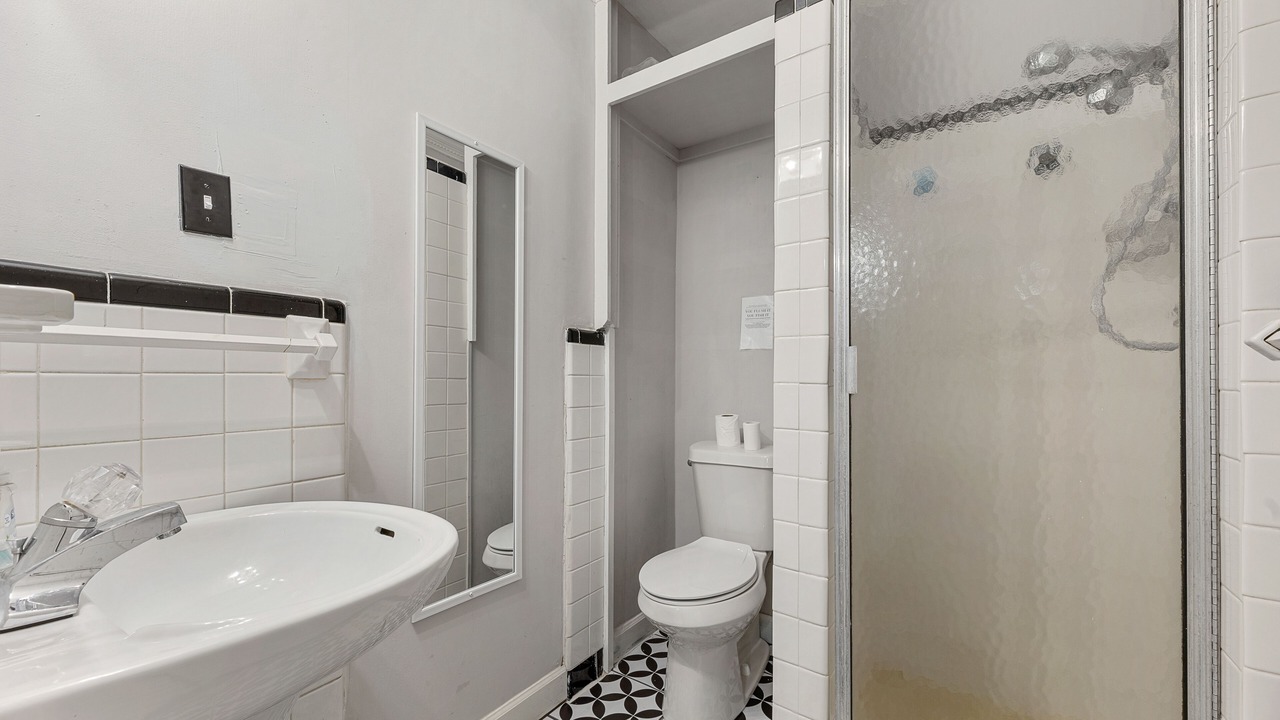 Photo of Bathroom in Mobile