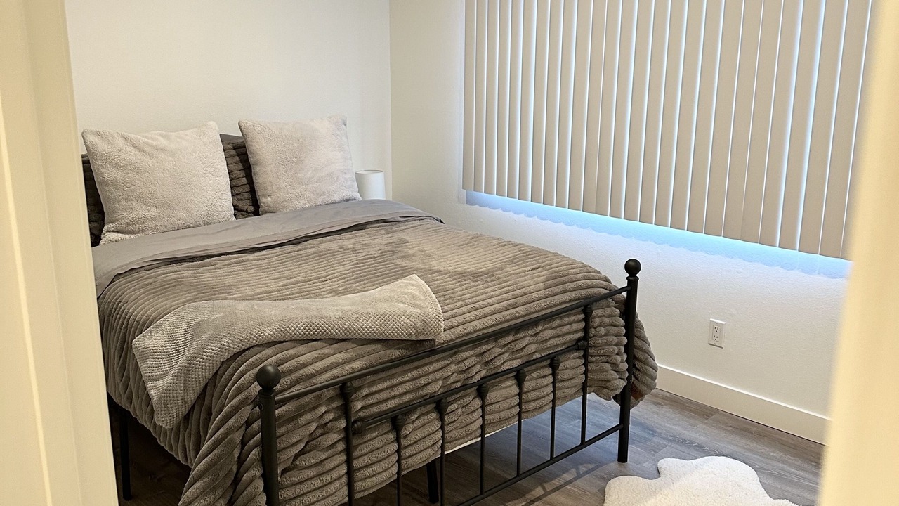 Photo of Bedroom in Beverly Hills