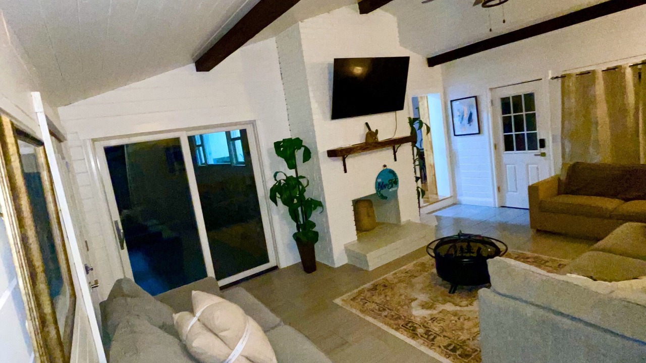 Photo of Livingroom in North Eastham