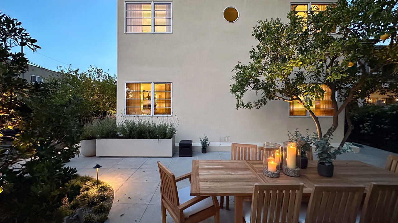 Photo of Outdoor in Beverly Grove