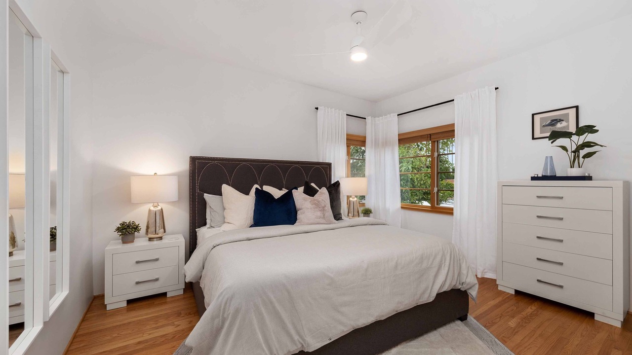 Photo of Bedroom in Beverly Grove