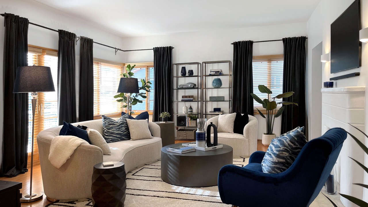 Photo of Livingroom in Beverly Grove