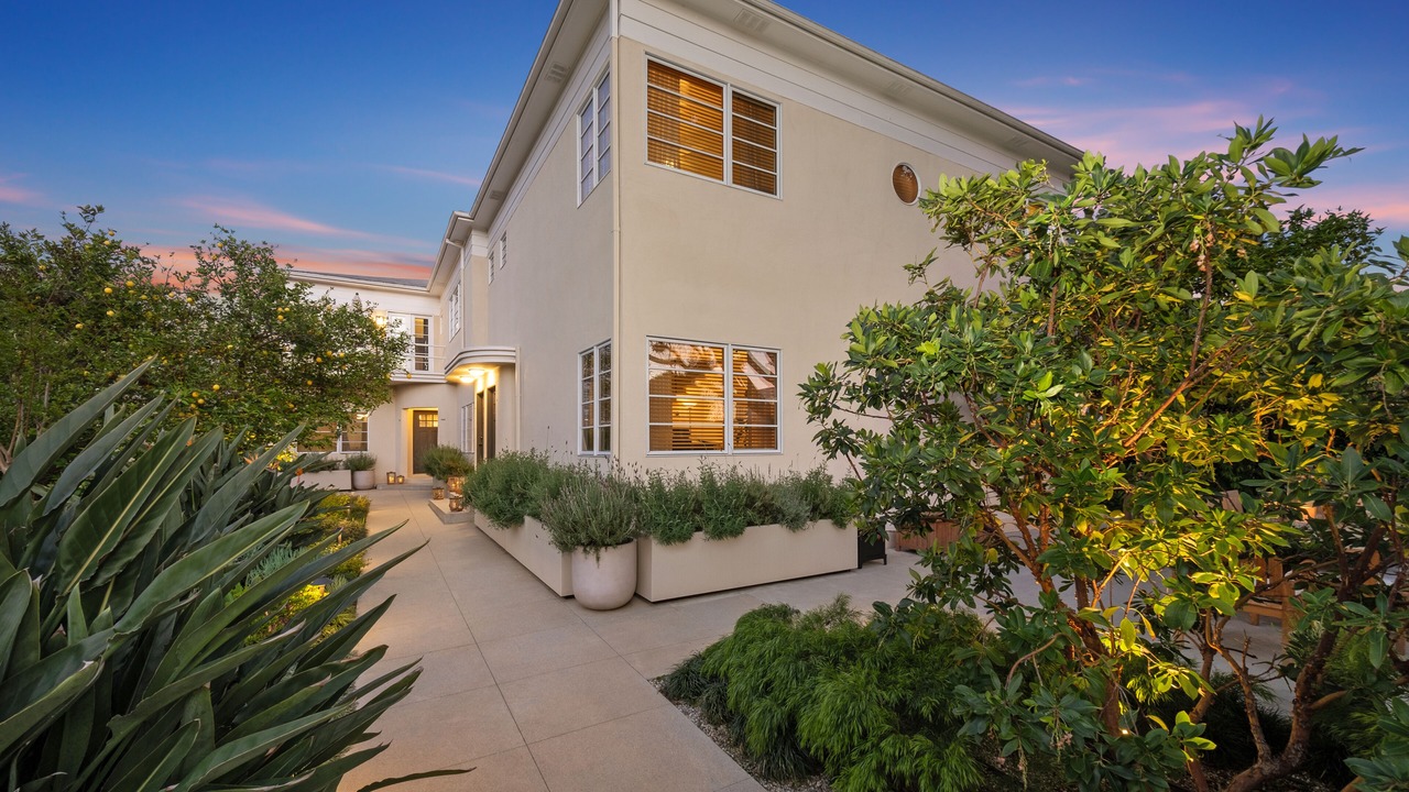 Photo of Outdoor in Beverly Grove