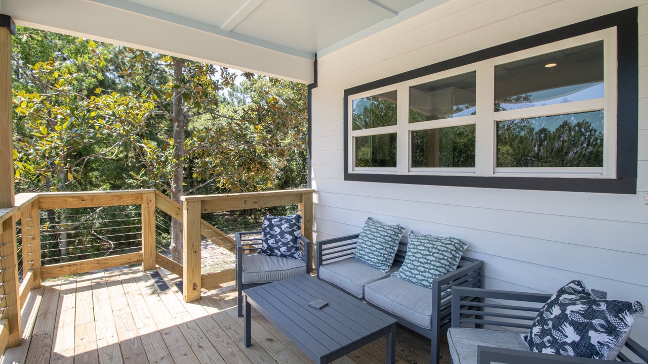 Photo of Patio Balcony in Waveland