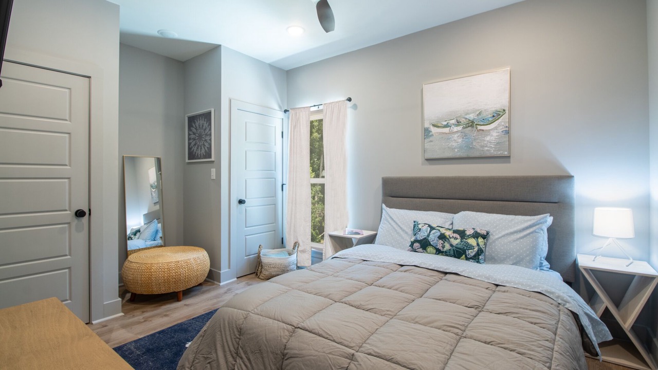 Photo of Bedroom in Waveland