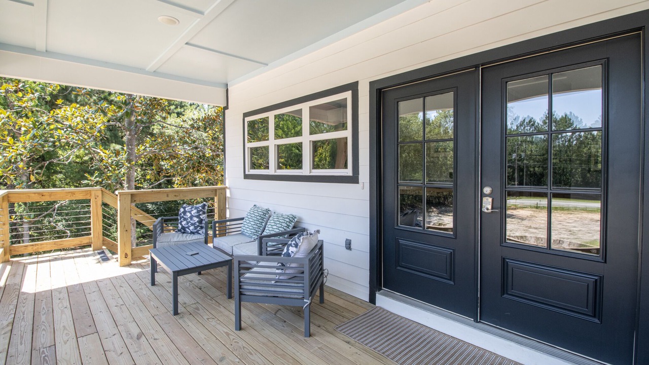 Photo of Patio Balcony in Waveland