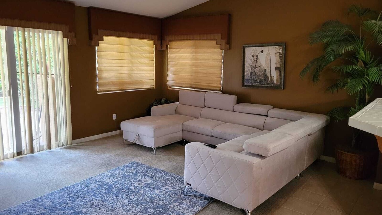 Photo of Livingroom in Southern Oaks
