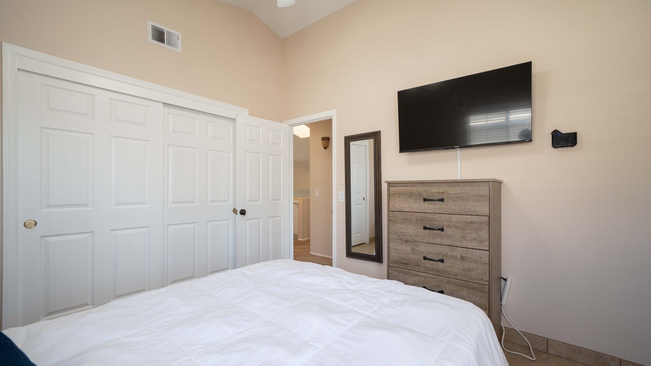Photo of Bedroom in Southern Oaks