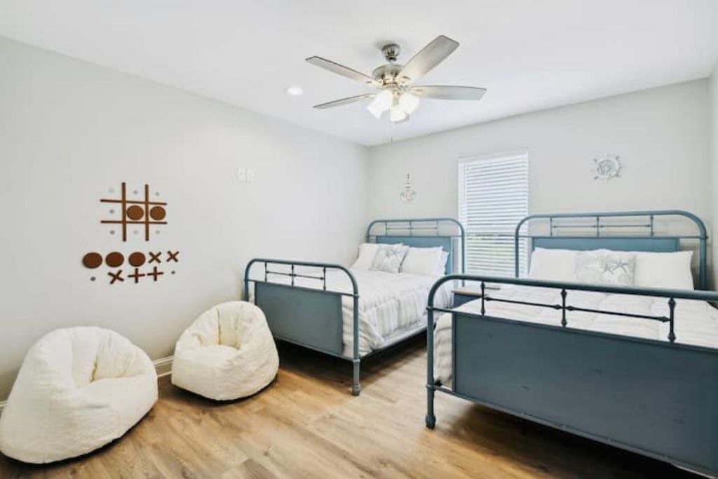 Photo of Bedroom in Gulf Park Estates