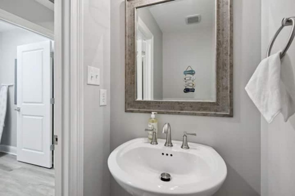 Photo of Bathroom in Gulf Park Estates