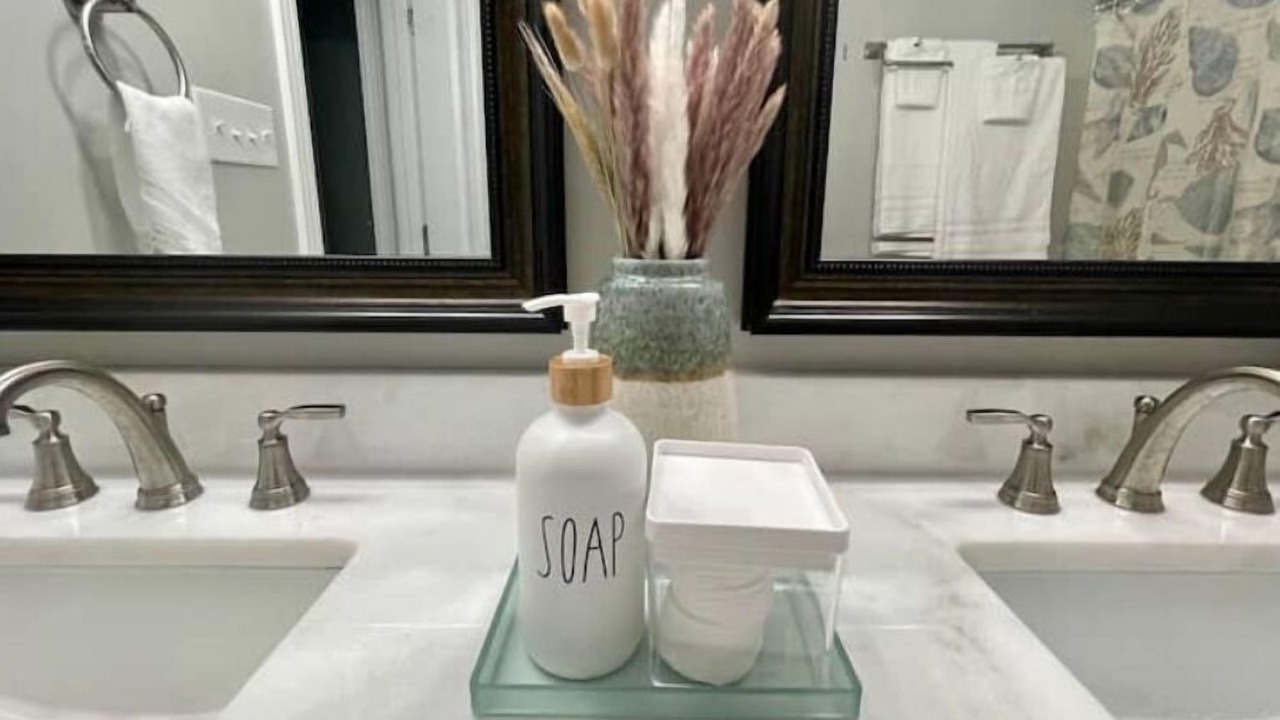 Photo of Bathroom in Gulf Park Estates