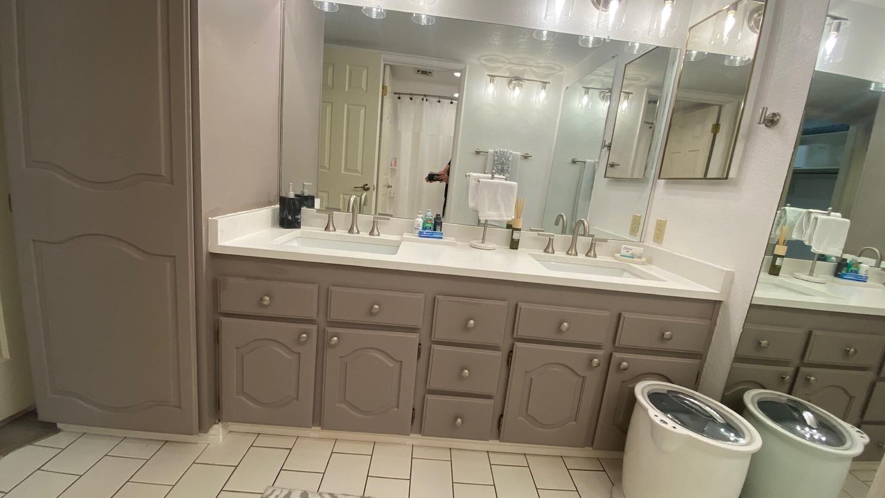 Photo of Bathroom in Paradise Valley Village
