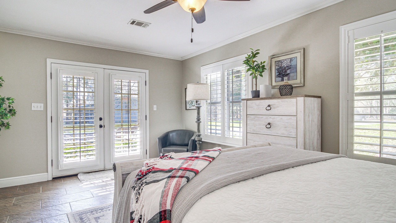 Photo of Bedroom in Waveland