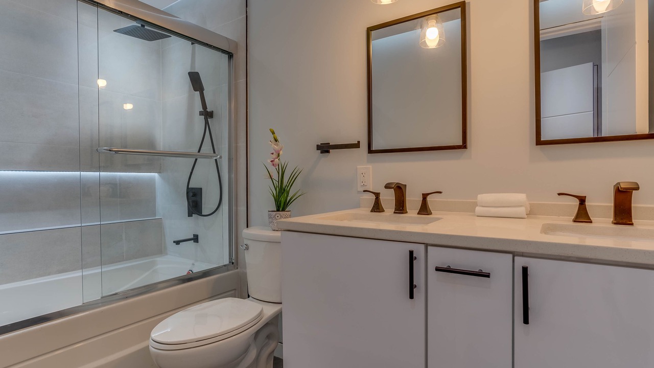 Photo of Bathroom in Truxton Circle