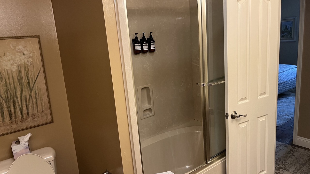 Photo of Bathroom in D'Iberville