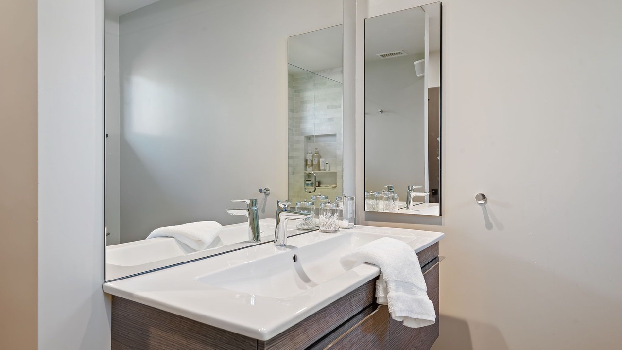 Photo of Bathroom in West Mesa