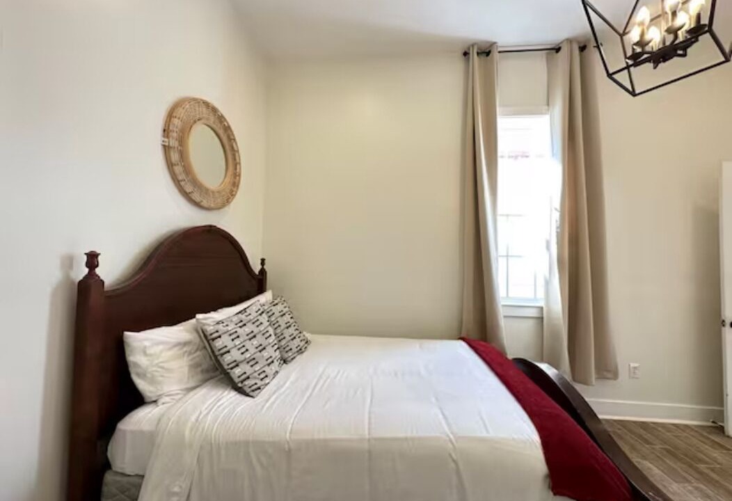 Photo of Bedroom in Mid-City